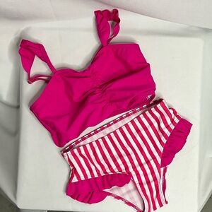 SHEIN Pink and White Striped Kids 2 Piece